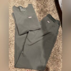 Bonsai Figs scrub set